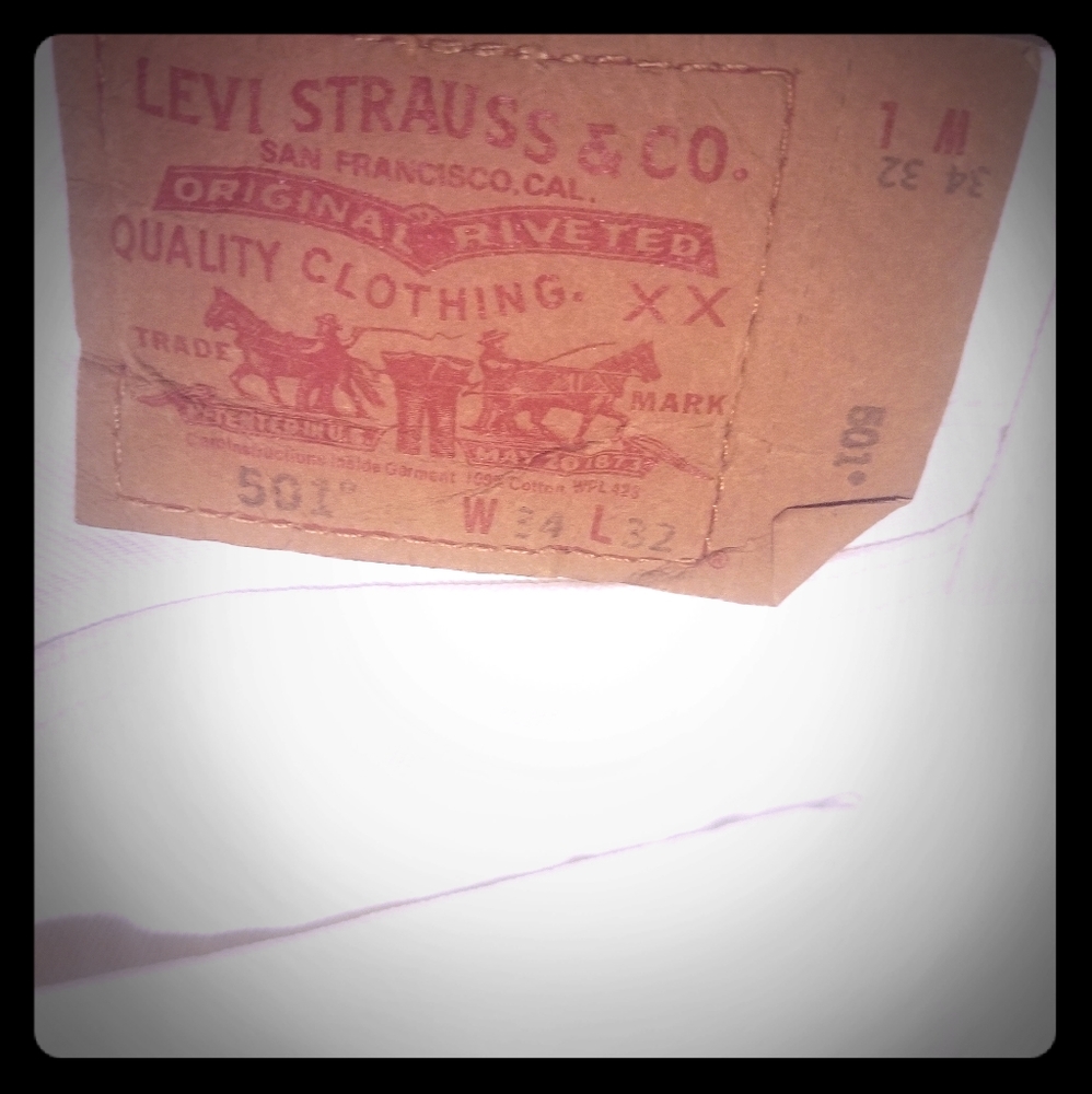 White Levi 501 Jeans